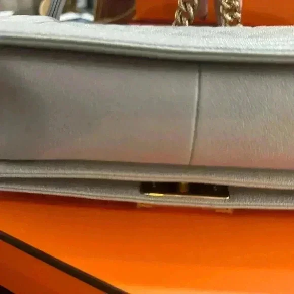 CHANEL New full set Chanel Grey hard to find color medium boy bag - Picture 3 of 13